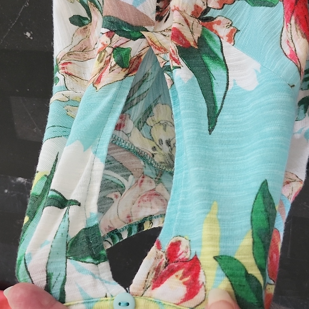 Cable & Gauge Turquoise Floral Blouse - Picture 4 of 8